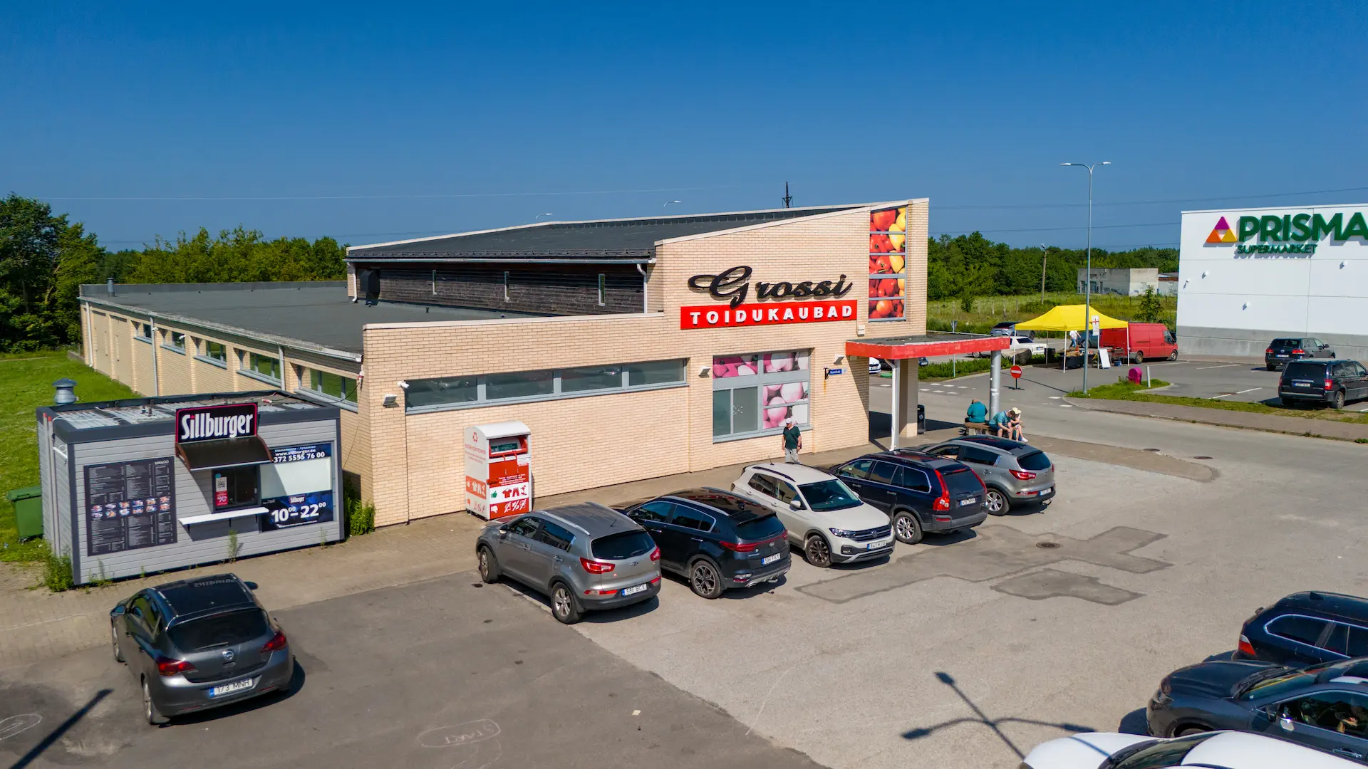 Grossi Toidukaubad — Keemikute tn 41, Maardu