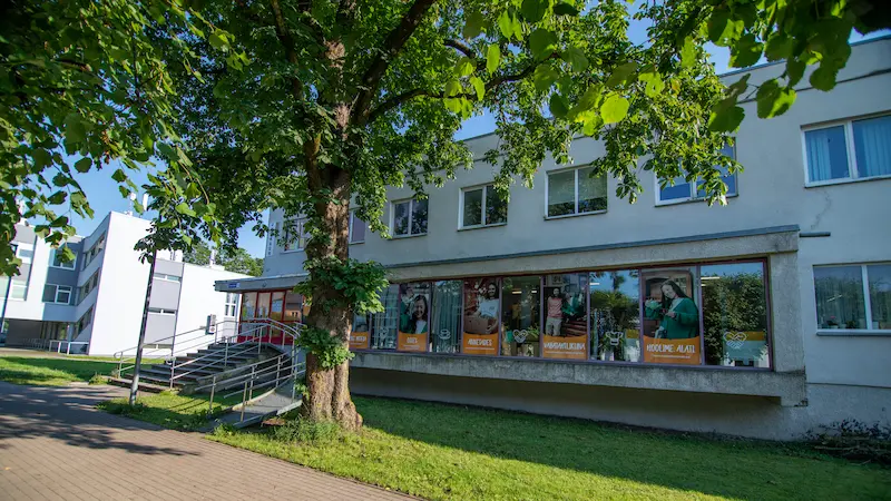 Keila Keskväljaku Büroohoone