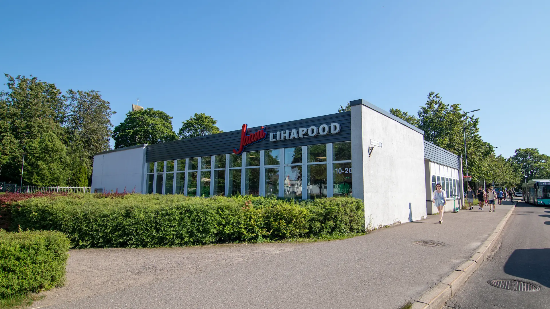 Merivälja Keskus — Merivälja tee 22, Tallinn